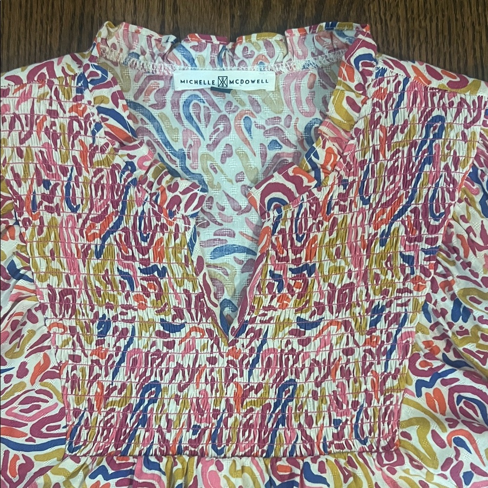 Michelle McDowell Top size small - Picture 2 of 2